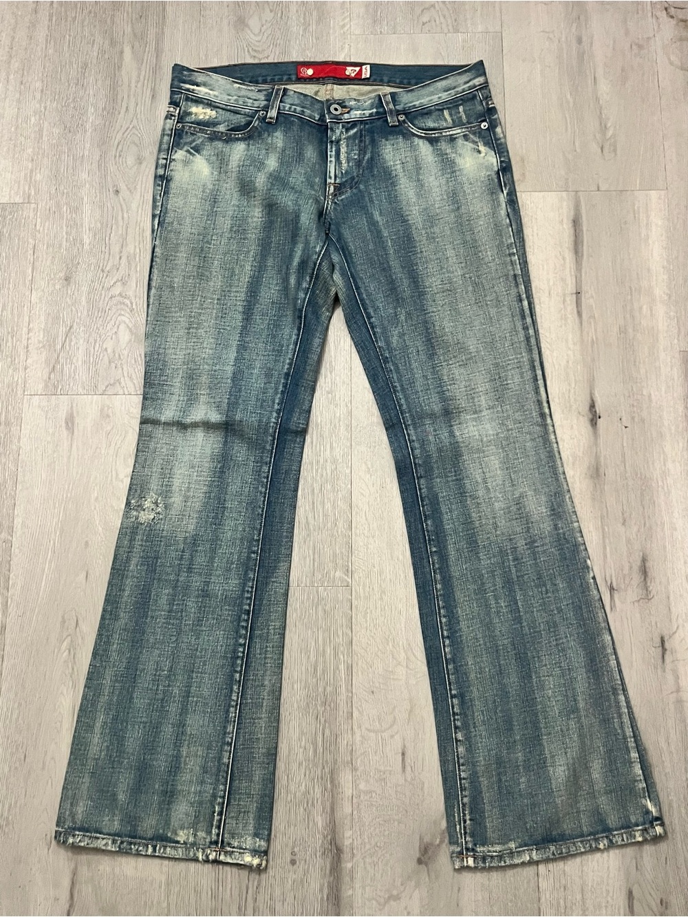 Vintage Guess Women's Faded Blue Bootcut Jeans